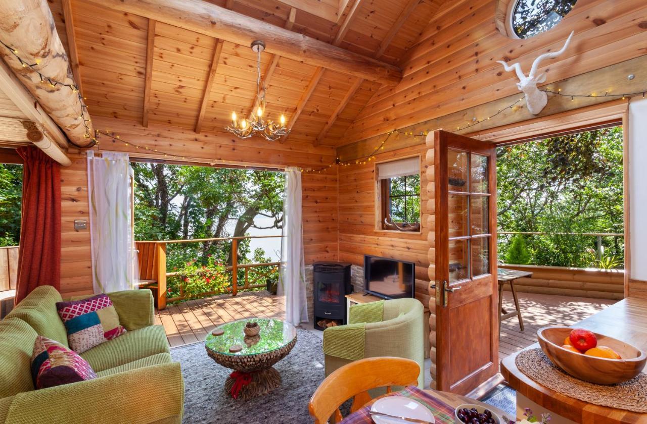 Porthole Log Cabin Minehead Exterior photo