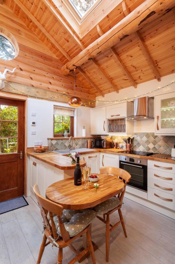 Porthole Log Cabin Minehead Exterior photo